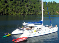 catamaran Turquoise