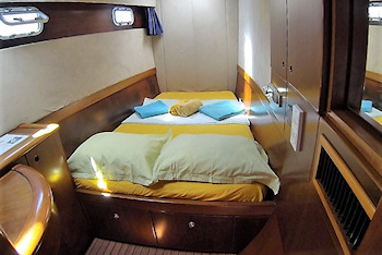 cabine avant babord, intérieur Turquoise